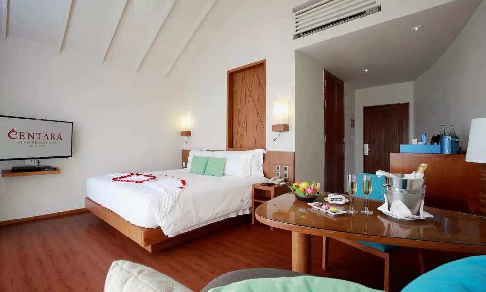 Centara Ras Fushi Resort & Spa Maldives, фото 4