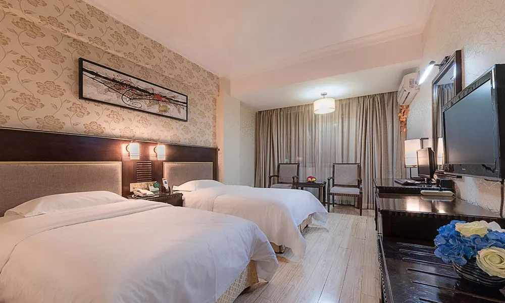 Kaiserdom Hotel China Plaza