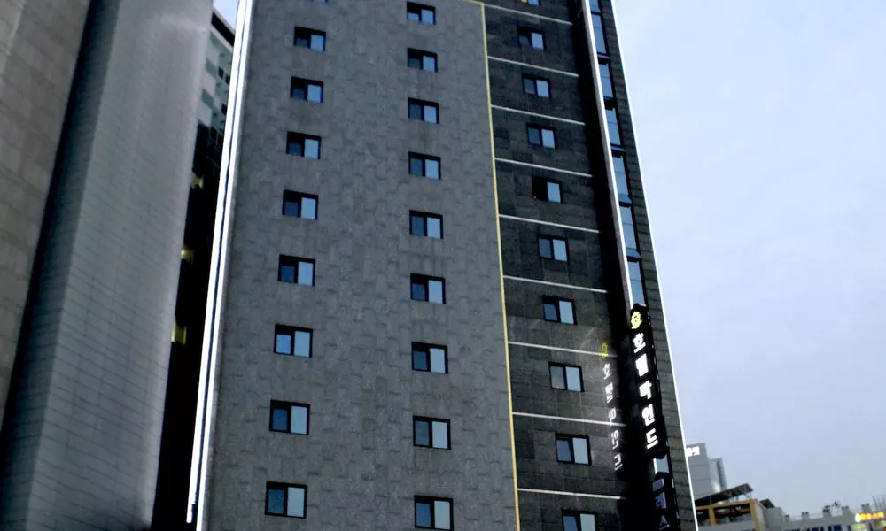 Mind Tourist Hotel