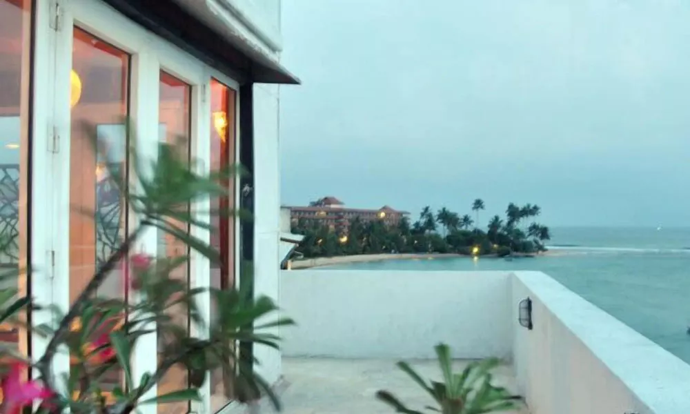 Mamas Coral Beach Hotel & Restaurant