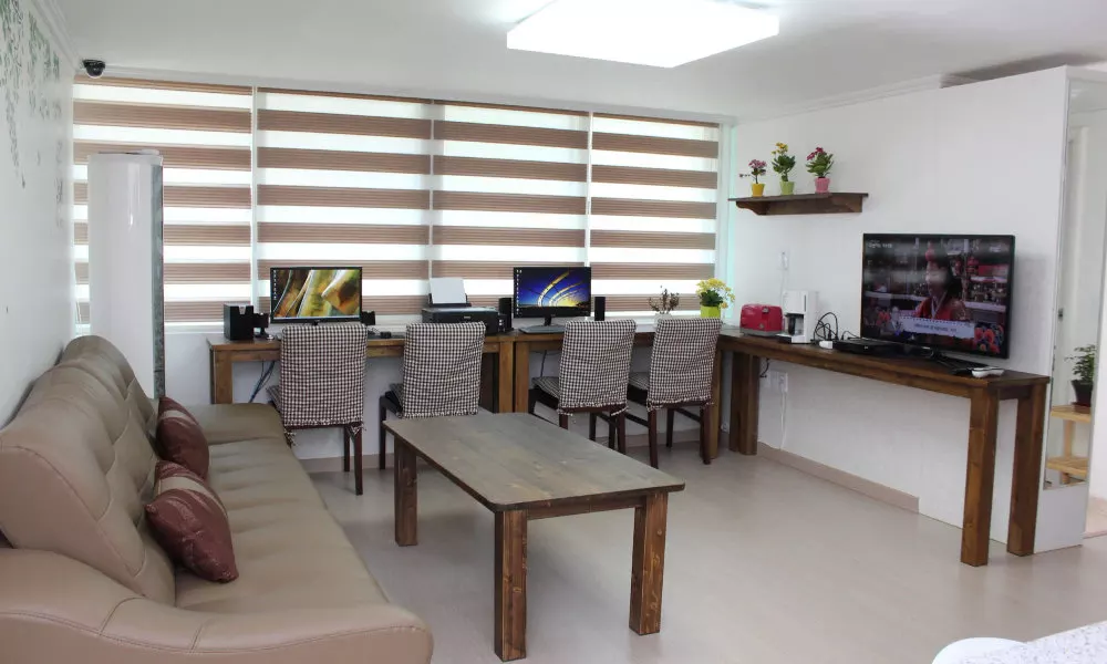 Wow Hills Guest House