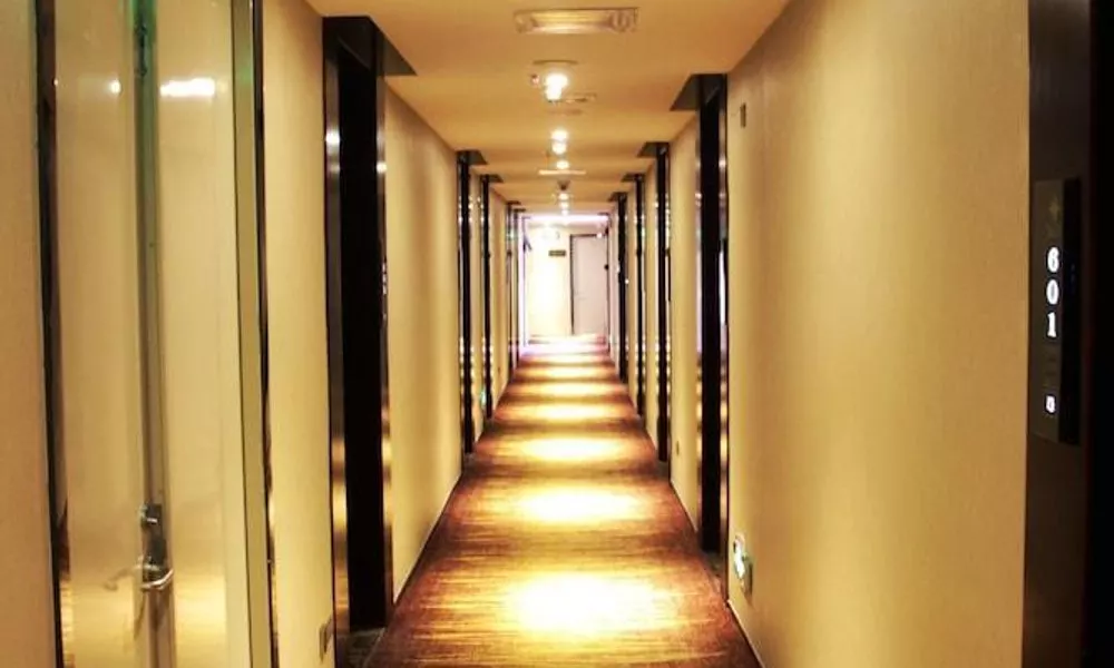 XingHe Business Hotel (Railway Station & Yuexiu Park Branch), фото 5