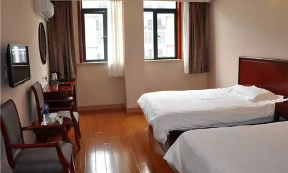 Greentree Inn Shanghai Xuhui Caobao Road Metro Station Ten Thousand People Stadium Express Hotel, фото 2