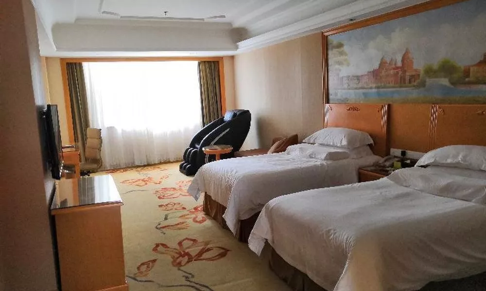 Vienna International Hotel Shenzhen North Station, фото 2