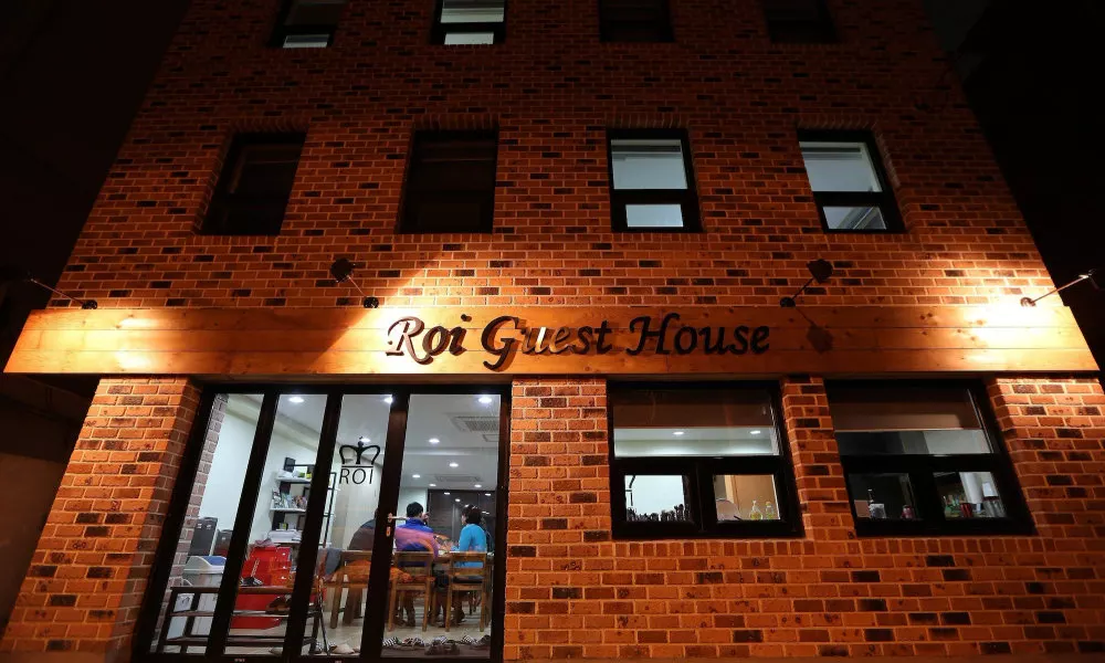 Roi House