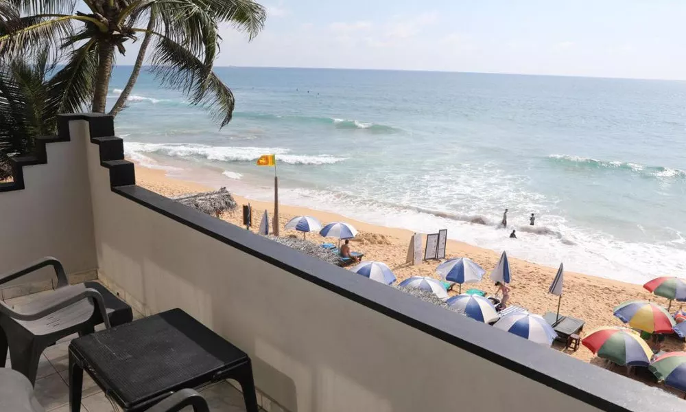 Main Reef Guest House