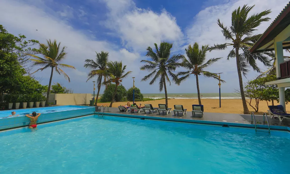 Catamaran Beach Hotel, фото 4