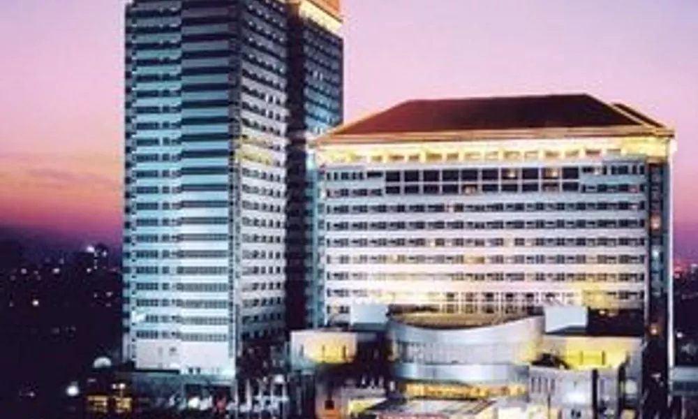 King Wing Hot Spring International Hotel
