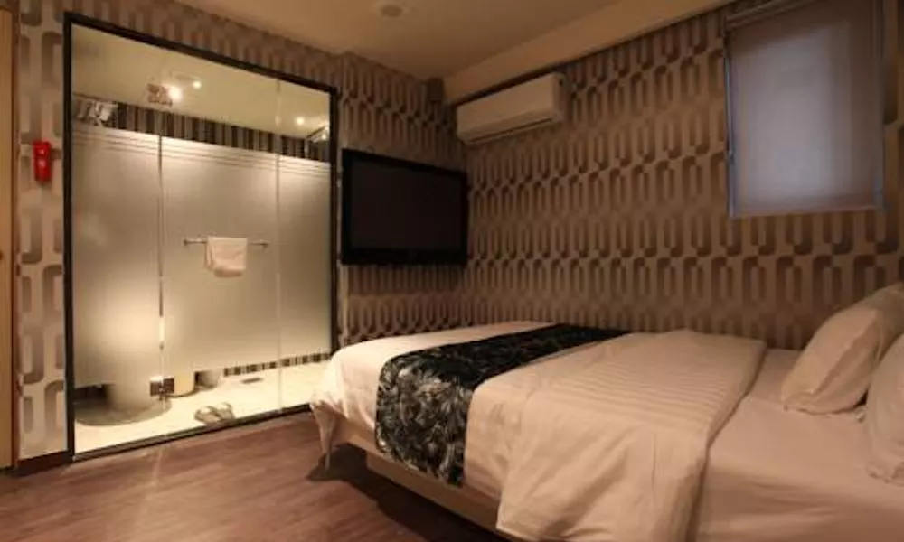 Sheel Hotel
