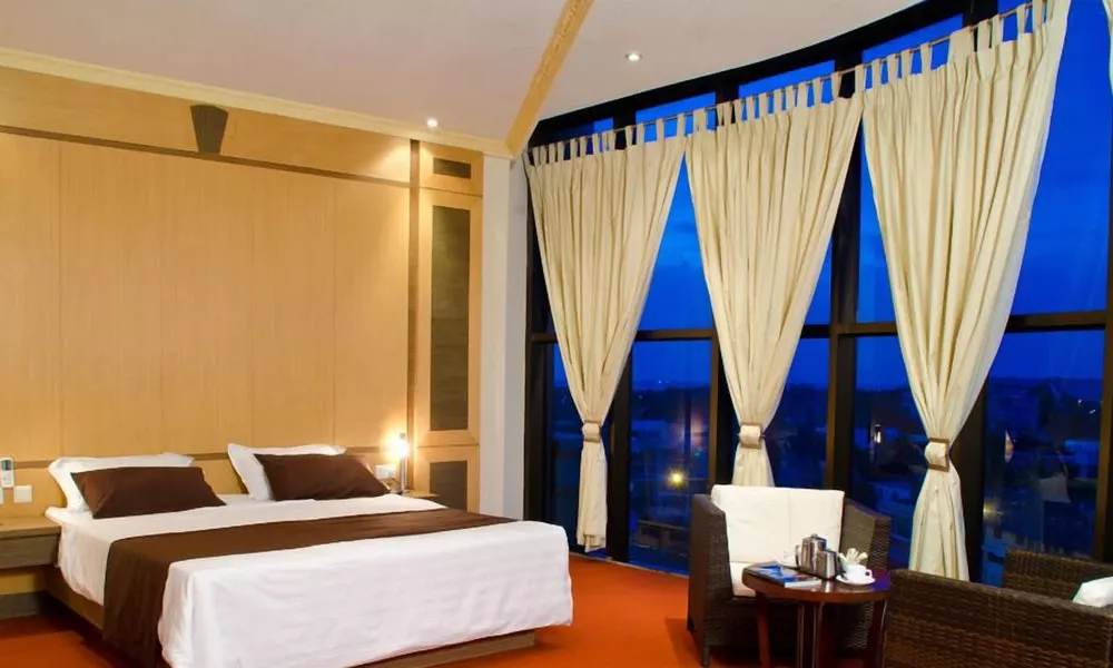Gold Leaf Hotel