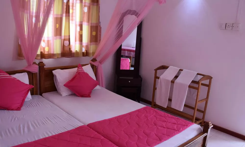 Golden Park Hotel, фото 2