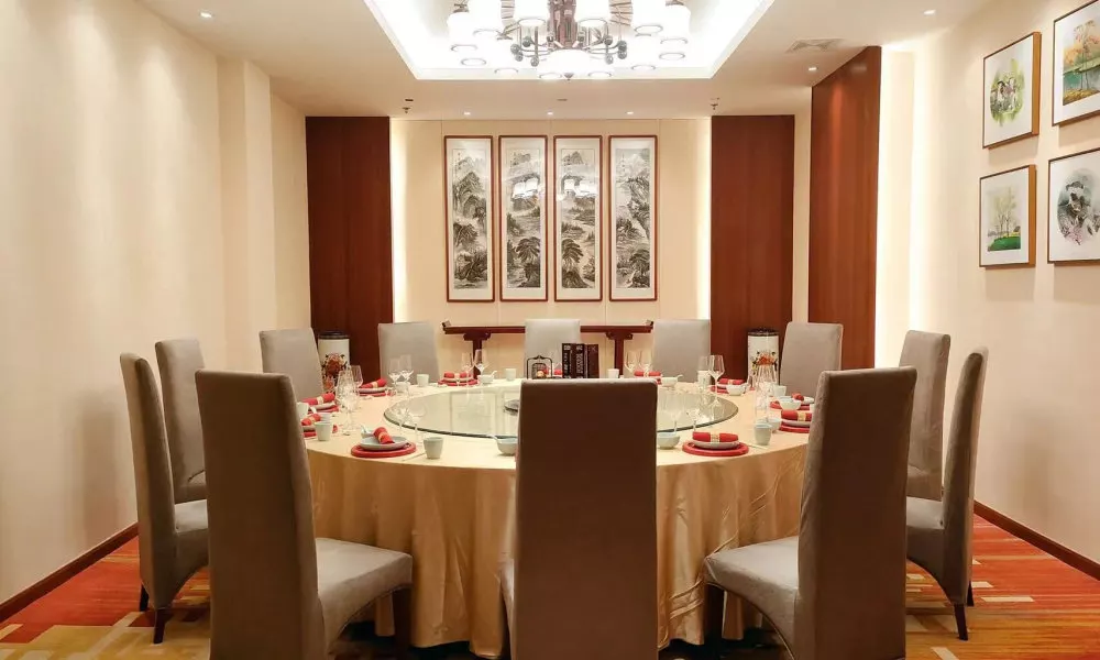 Qian Men Jian Guo Hotel, фото 4