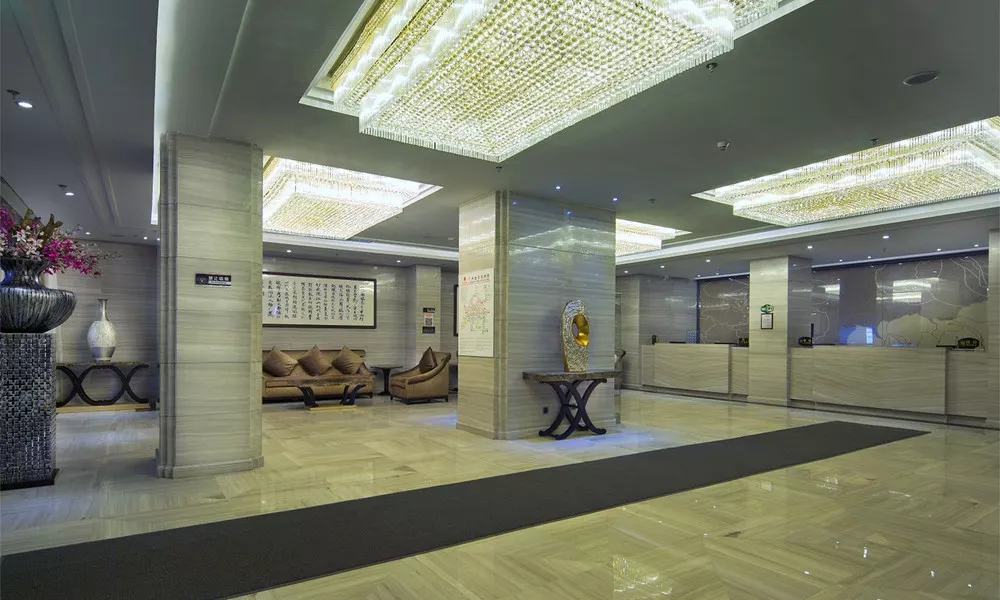 Xinghe Xianjiang Hotel - Railway Station Branch, фото 4
