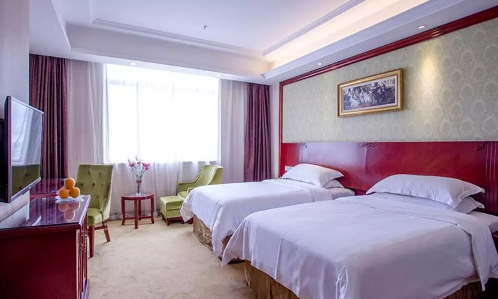 Vienna Hotel - Jinzhou Branch, фото 2