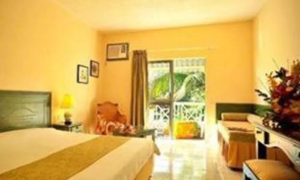 Silver Beach Hotel, фото 2