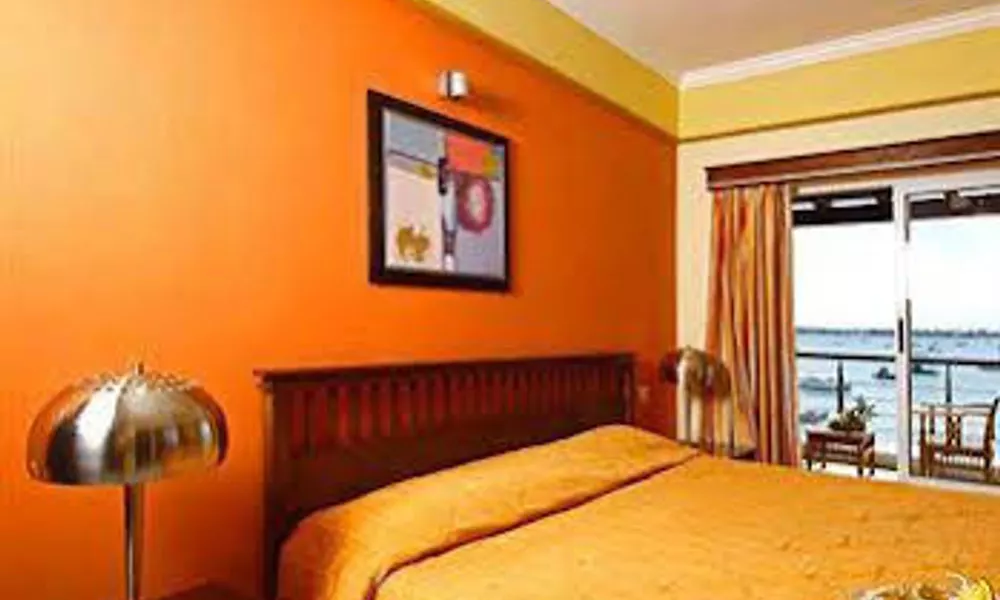 Sunset Boulevard Apartment