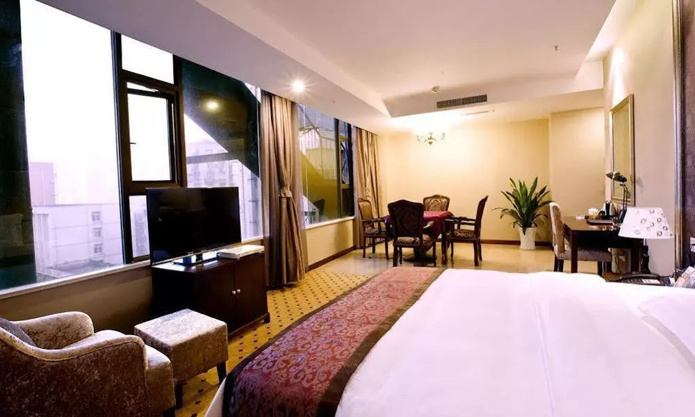 Chongqing Qintaiyue Hotel, фото 2