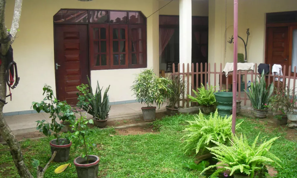 Sri Lak Inn