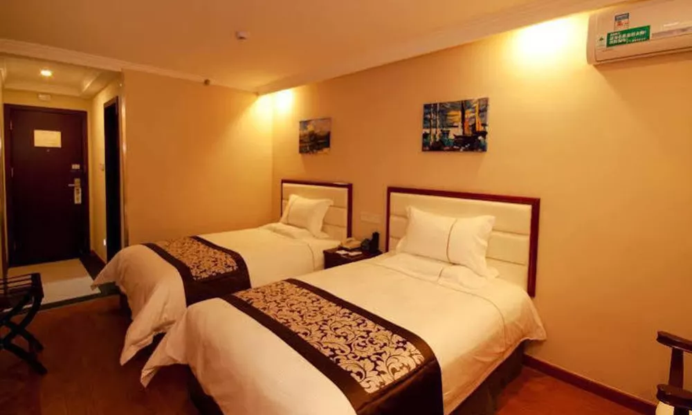 Greentree Inn Sanya Bar Street Linchunhe Road Business Hotel, фото 5