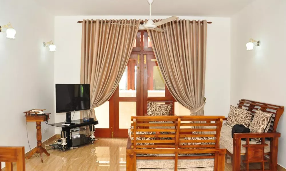 Thisara Holiday New Villa, фото 4