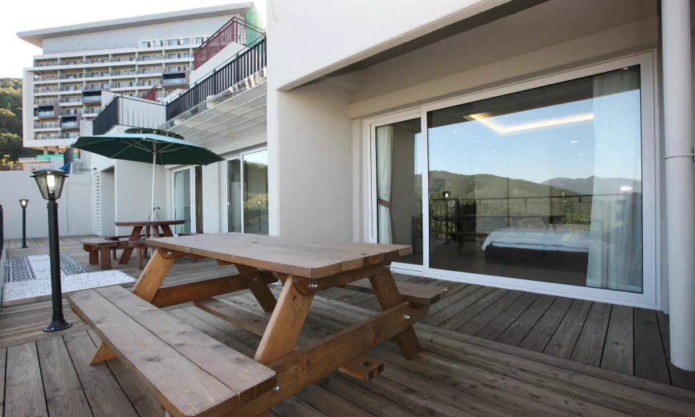 High1 Condominium, фото 4