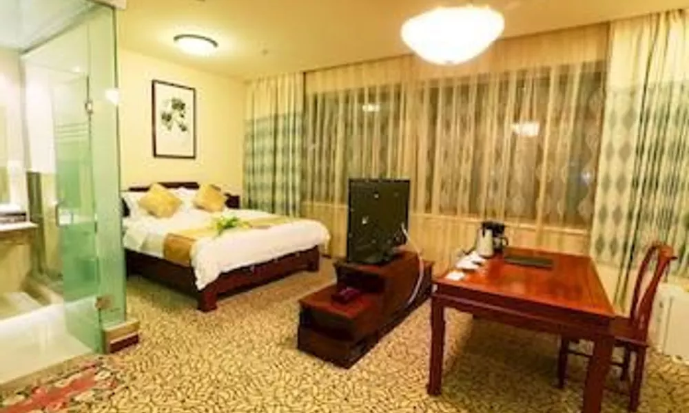 Qingdao Zhongyang Business Hotel