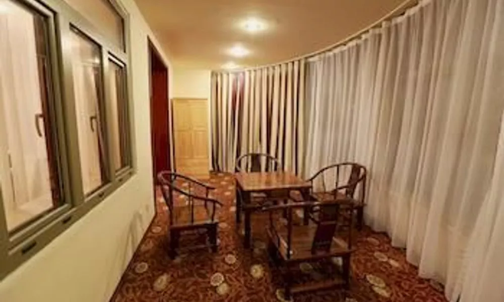 Qingdao Zhongyang Business Hotel, фото 3