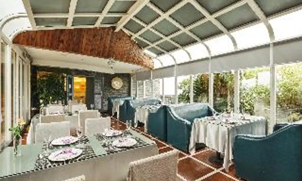 EHWESDA Hotel