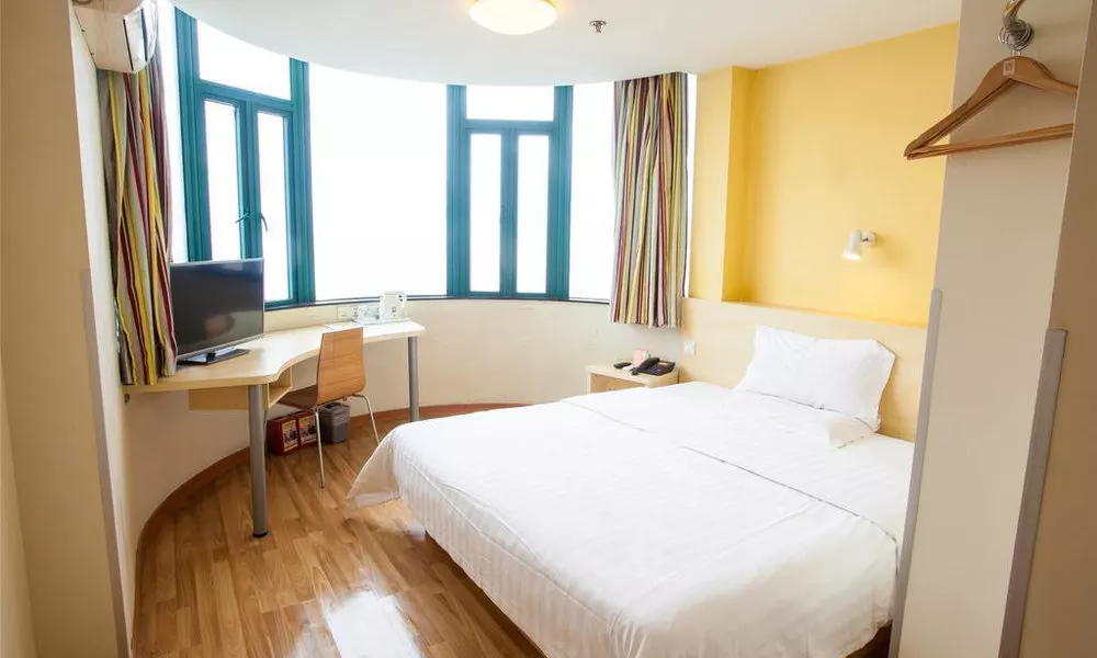 7 Days Inn Sanya Bay