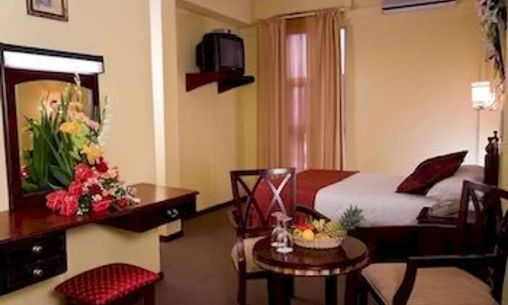 Gold Nest Hotel, фото 2
