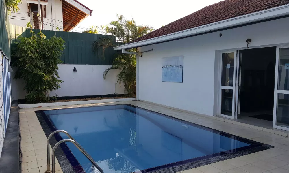 Tripper's Private Villa