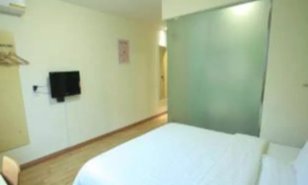 7Days Inn Zhangjiajie Huilong Road Pedestrian Street 2nd Branch