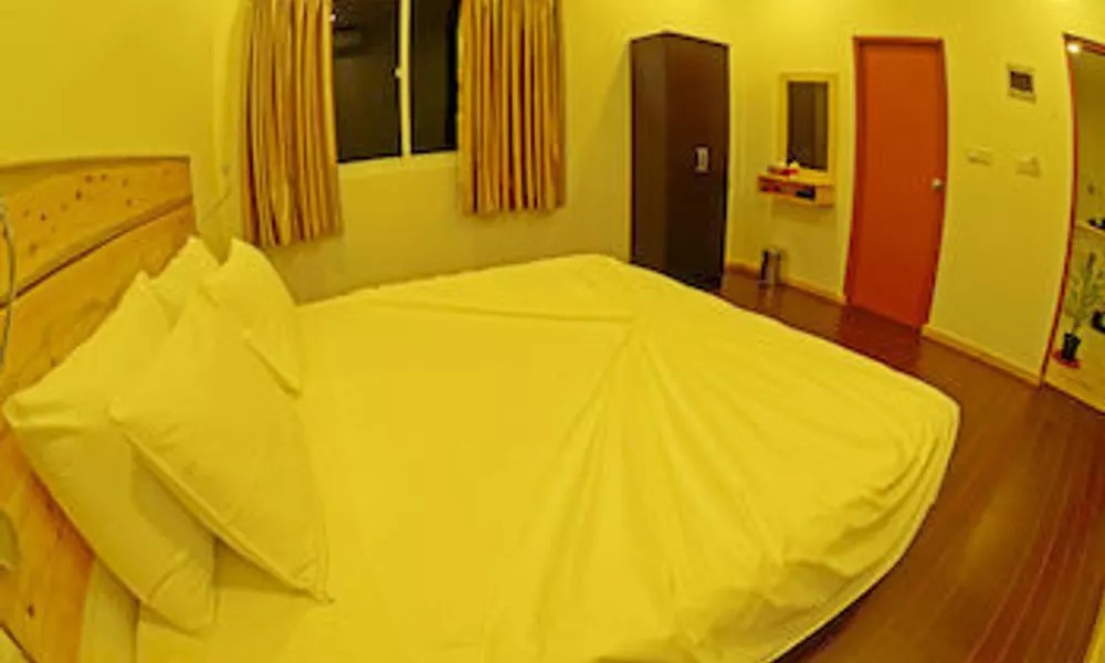 Royal Pearl Inn, фото 2