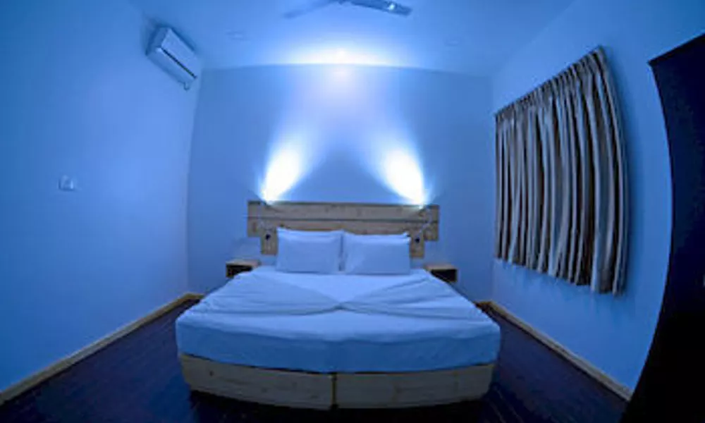Royal Pearl Inn