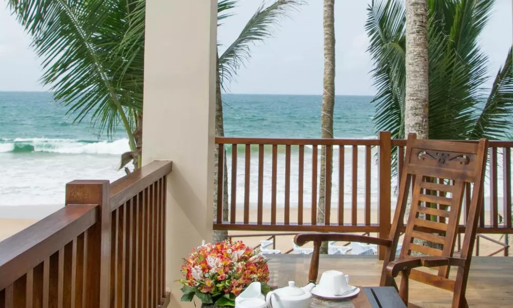 Sapphire Seas Beachfront Hotel, фото 2