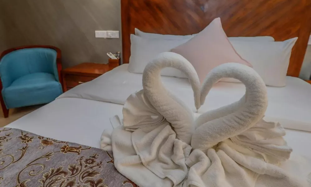 Sapphire Seas Beachfront Hotel