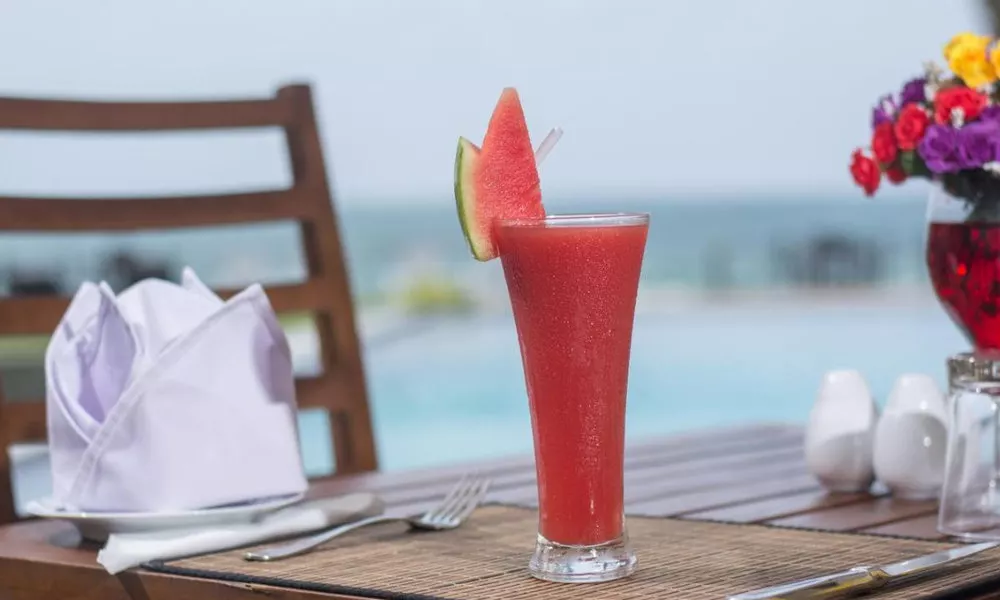 Sapphire Seas Beachfront Hotel, фото 4