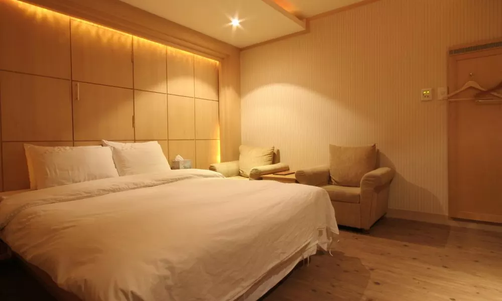Utopia Hotel, фото 3