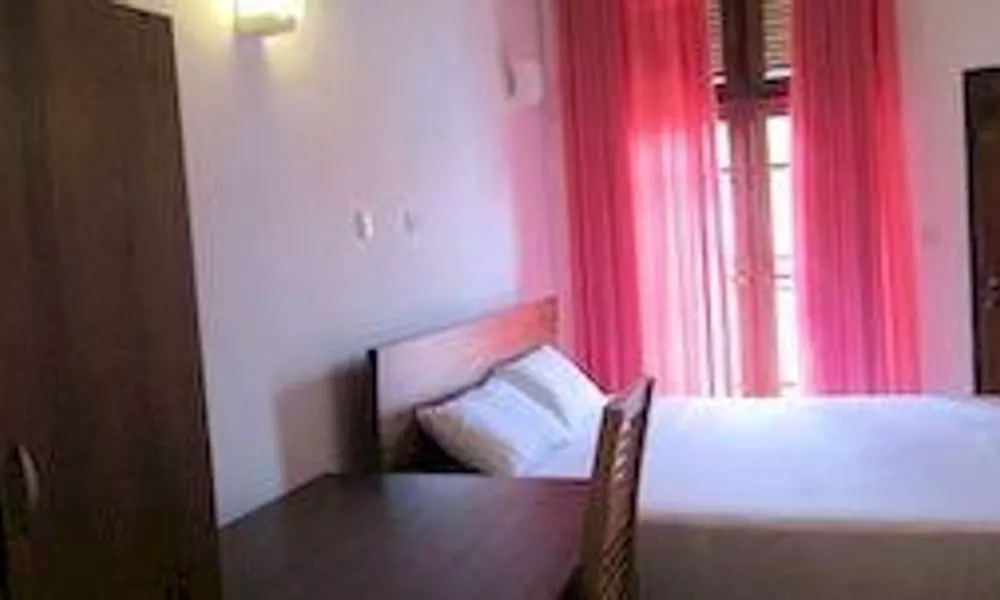 Good Luck Hotel