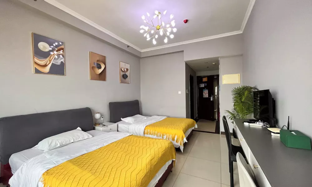 Yi Long International Apartment, фото 3