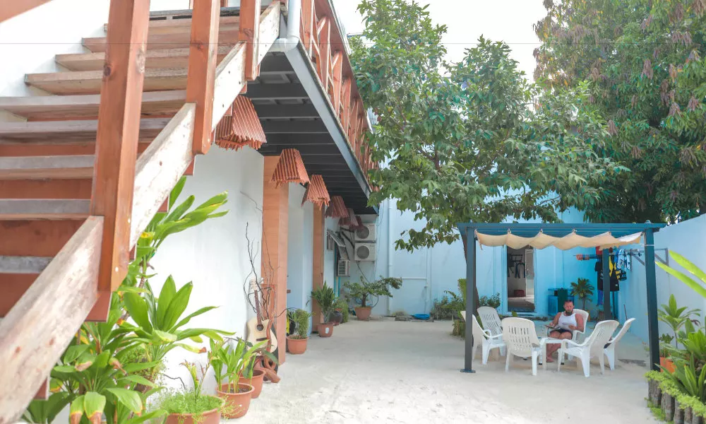 JERRYS DIVE LODGE