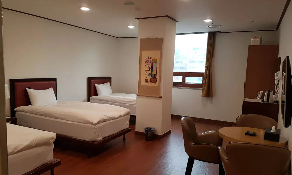 Youngbin Hotel, фото 2