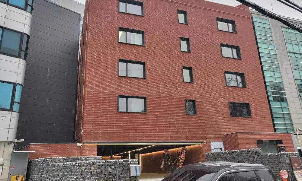 Tara Hotel