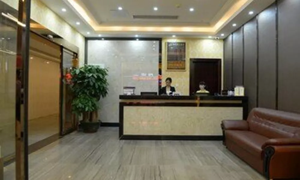 Tiecheng Hotel East Railway Station