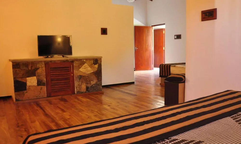Asantha Guest House