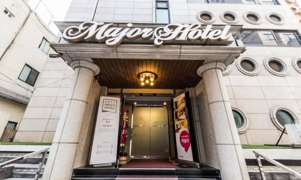 Major Hotel