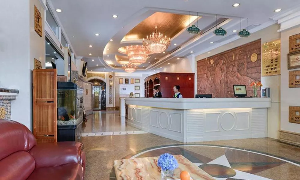 Vienna Hotel (Shenzhen Bijiashan Yinhu subway station), фото 5