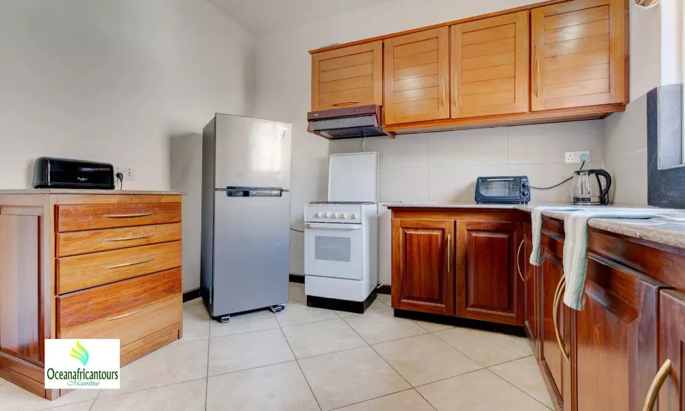 Sunset Boulevard Beachfront Apartment, фото 4