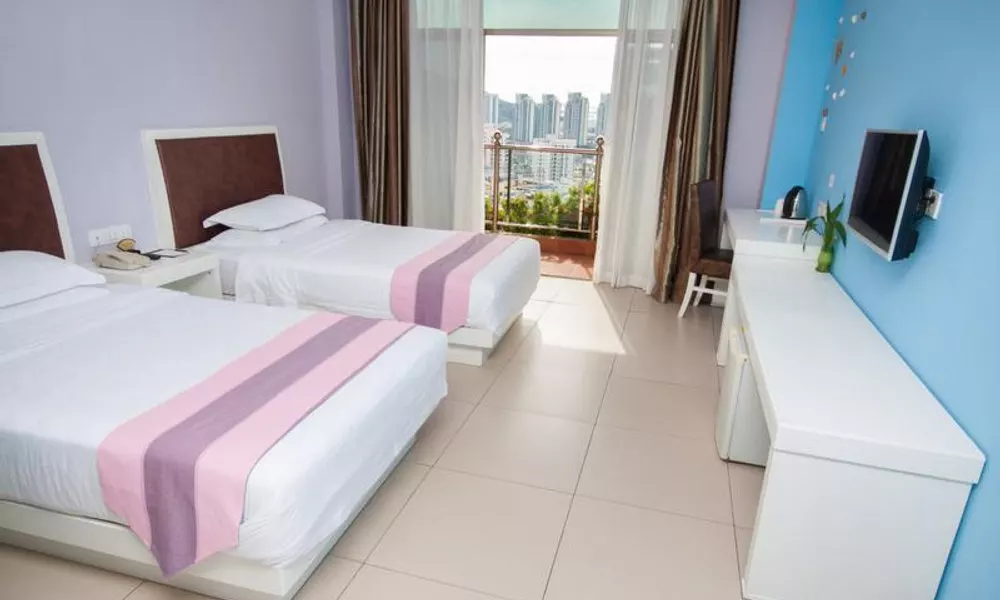 Sanya Spring Holiday Hotel, фото 2