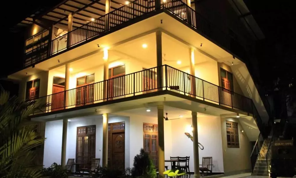 Coral Palm Villa & Apartments